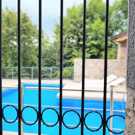 - Private Oasis With Pool * Brgudac